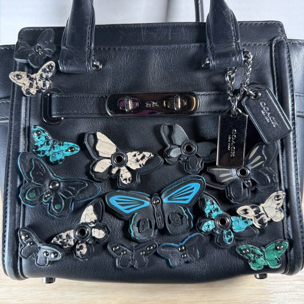 Coach Swagger 17 Black Butterfly Applique Genuine Leather Crossbody Bag Purse - Picture 2 of 16